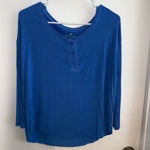American Eagle Blue Three Button Long Sleeve